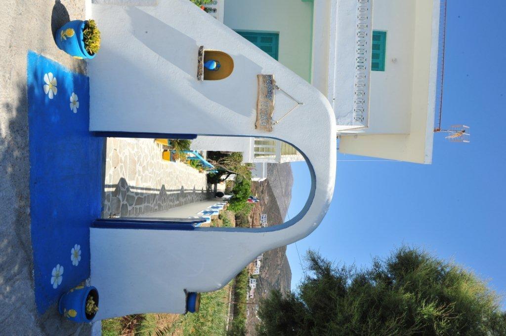 Pension Titika Katapola Exterior photo